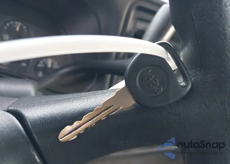 2002 GMC Sierra 1500 Standard из США, поврежденный, VIN 1GTEC14W52Z319524